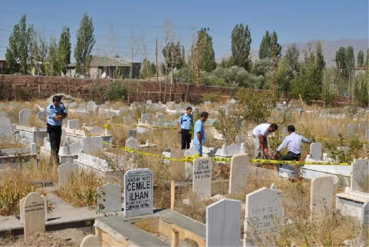 6 Yıl Sonra Otopsi İçin Mezarın Açılmasına Tepki