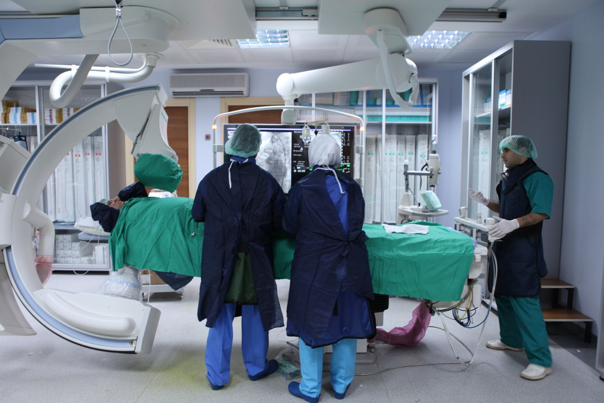 Adıyaman Üniversitesi Tıp Fakültesi Hastanesinde Bir Yılda 10 Bin Kişi Ameliyat Edildi
