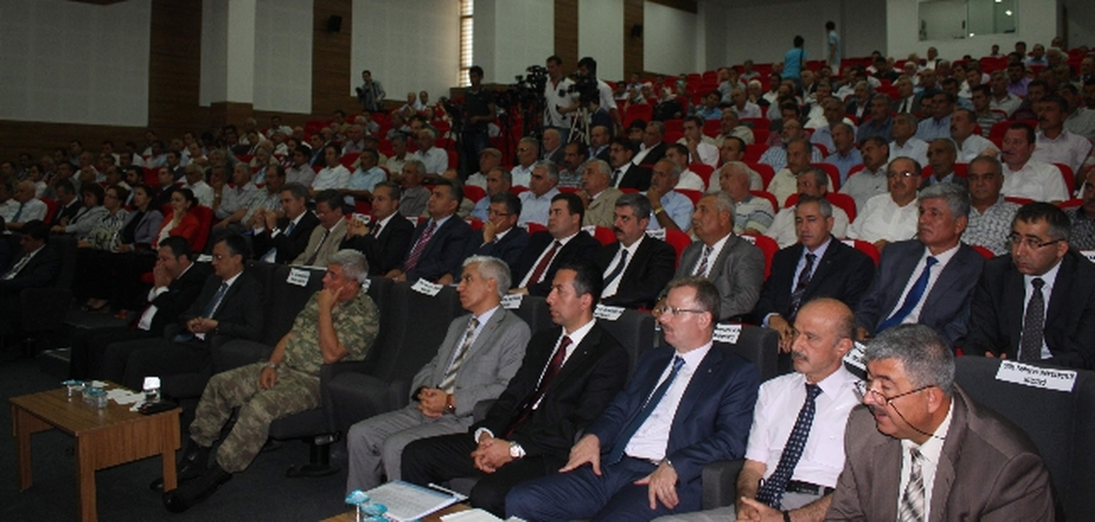 Bakan Şahin, Oğuzeli\'nde Değerlendirme Toplantısı Yaptı