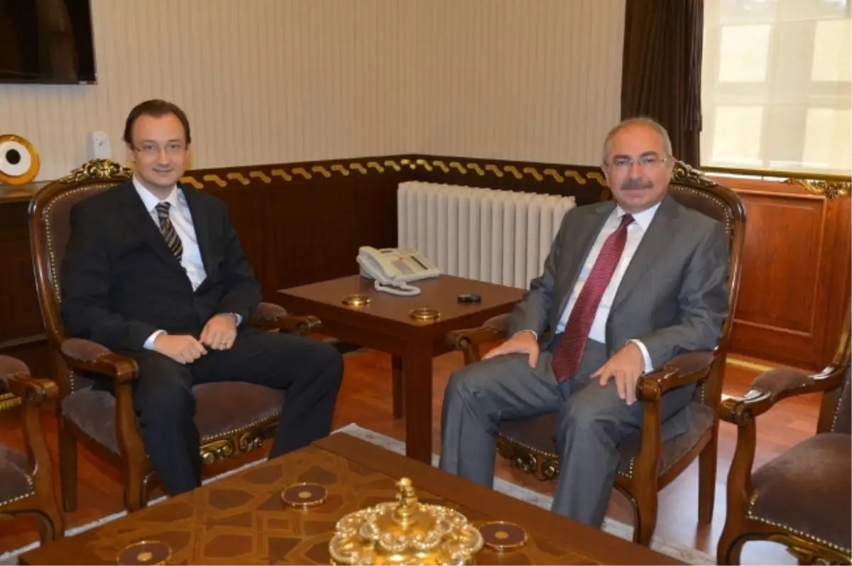 Burgas Başkonsolosu Akyol\'dan Vali Yaman\'a Ziyaret