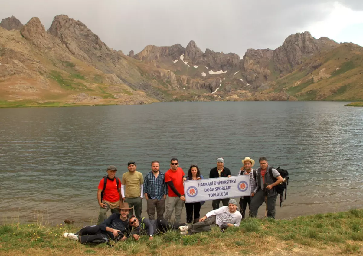 Hakkari Üniversitesi Cilo\'ya Zirve Yaptı