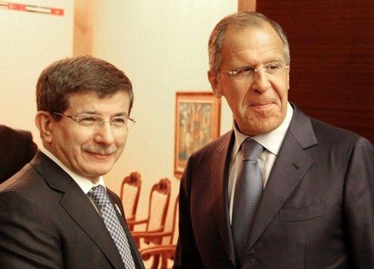 Davutoğlu, Rus Mevkidaşı Lavrov ile Görüştü
