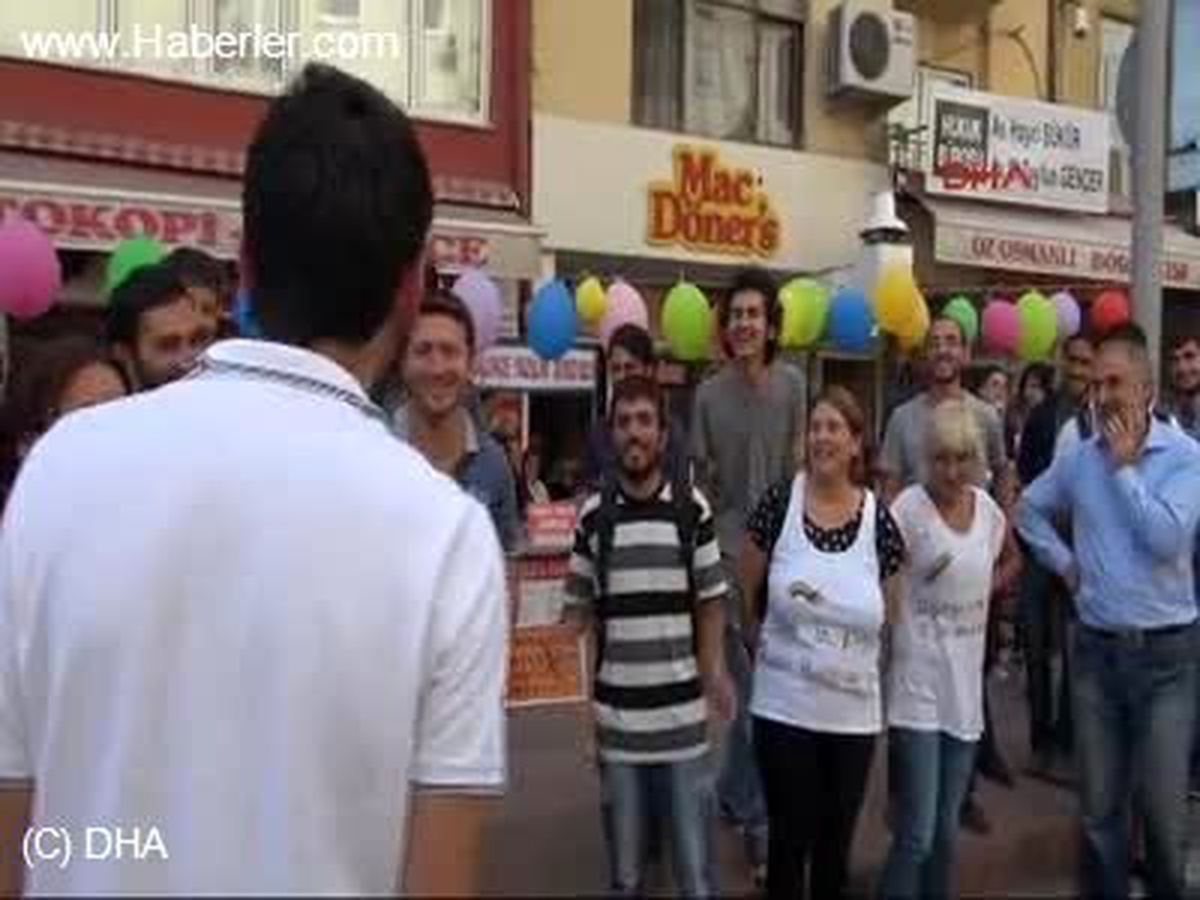 İzmit\'te Merdivenler Gece Gökkuşağı, Gündüz Grihaberine Ek