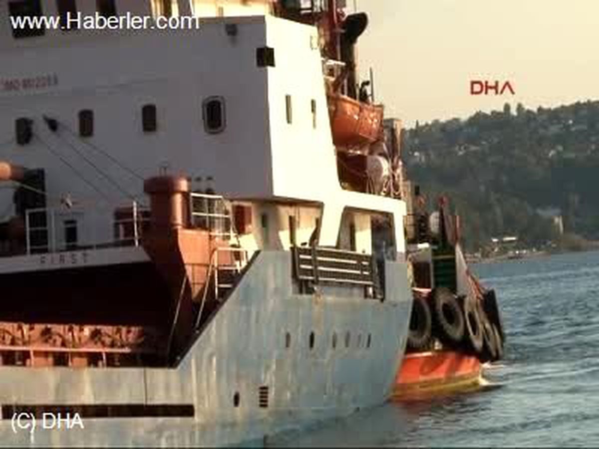 Karaya Oturan Gemiyi Kurtarma Çalışmaları Devam Ediyor