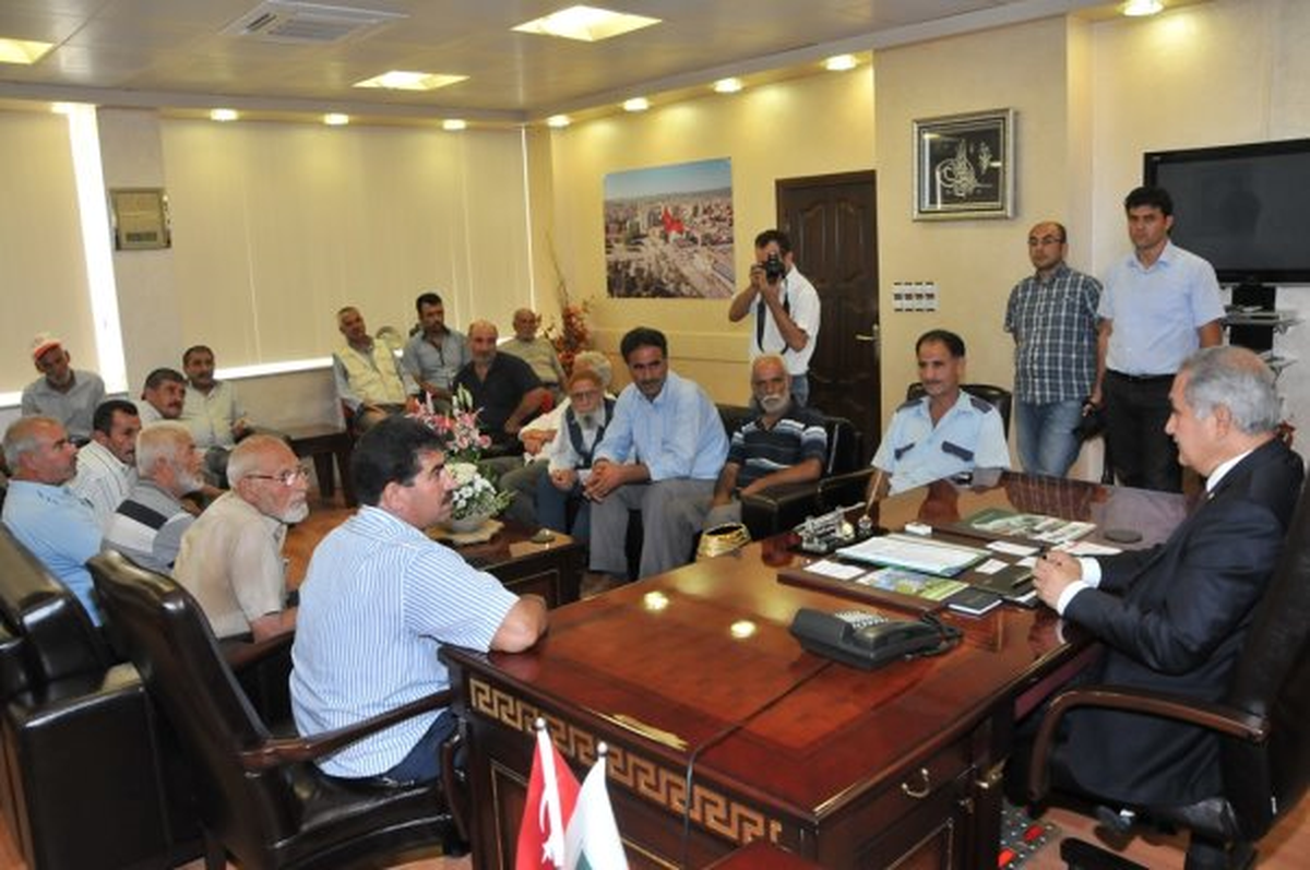 Yunus Emre Mahallesi Sakinleri Sorunlarını Başkana İletti