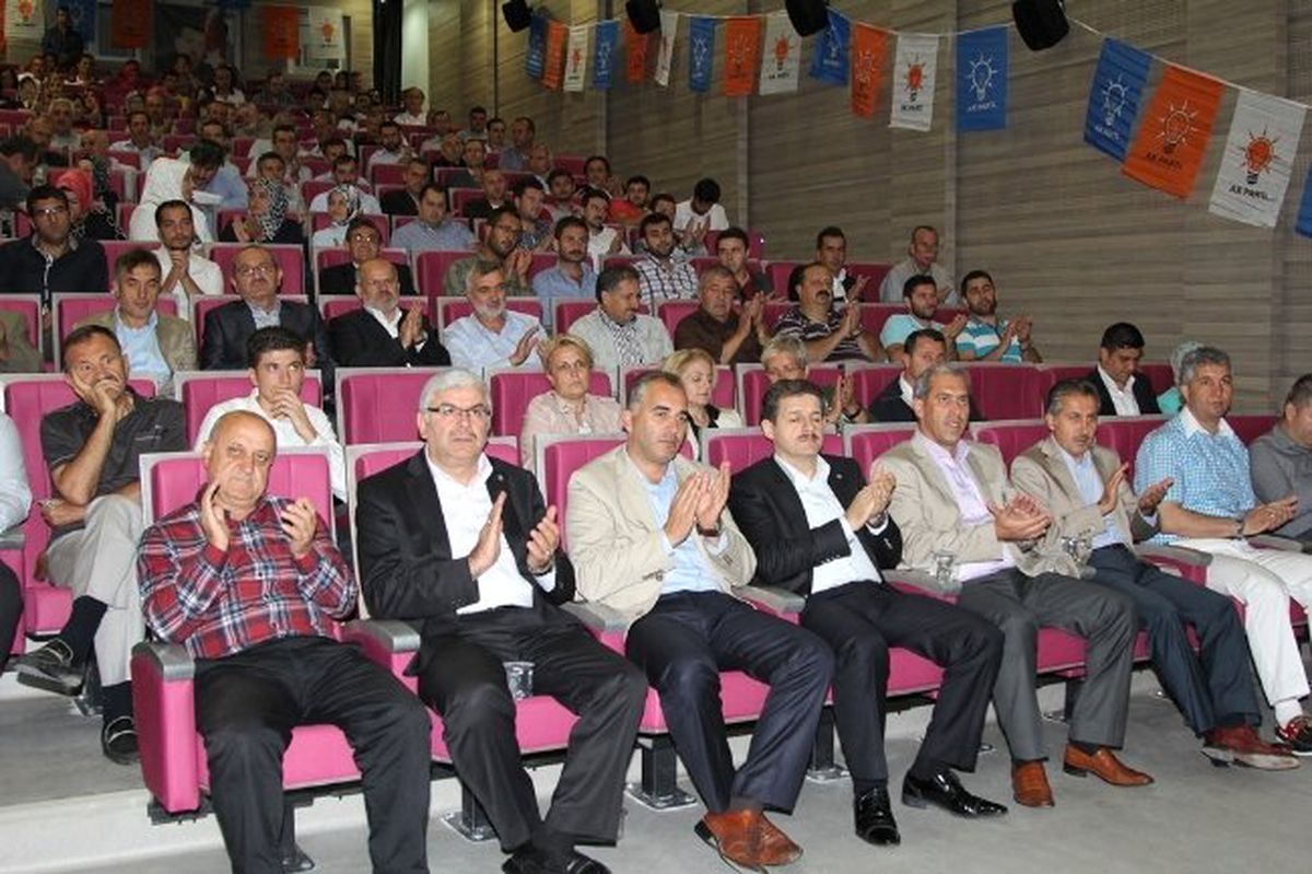 AK Parti 48.genişletilmiş İlçe Danışma Toplantısı Yapıldı