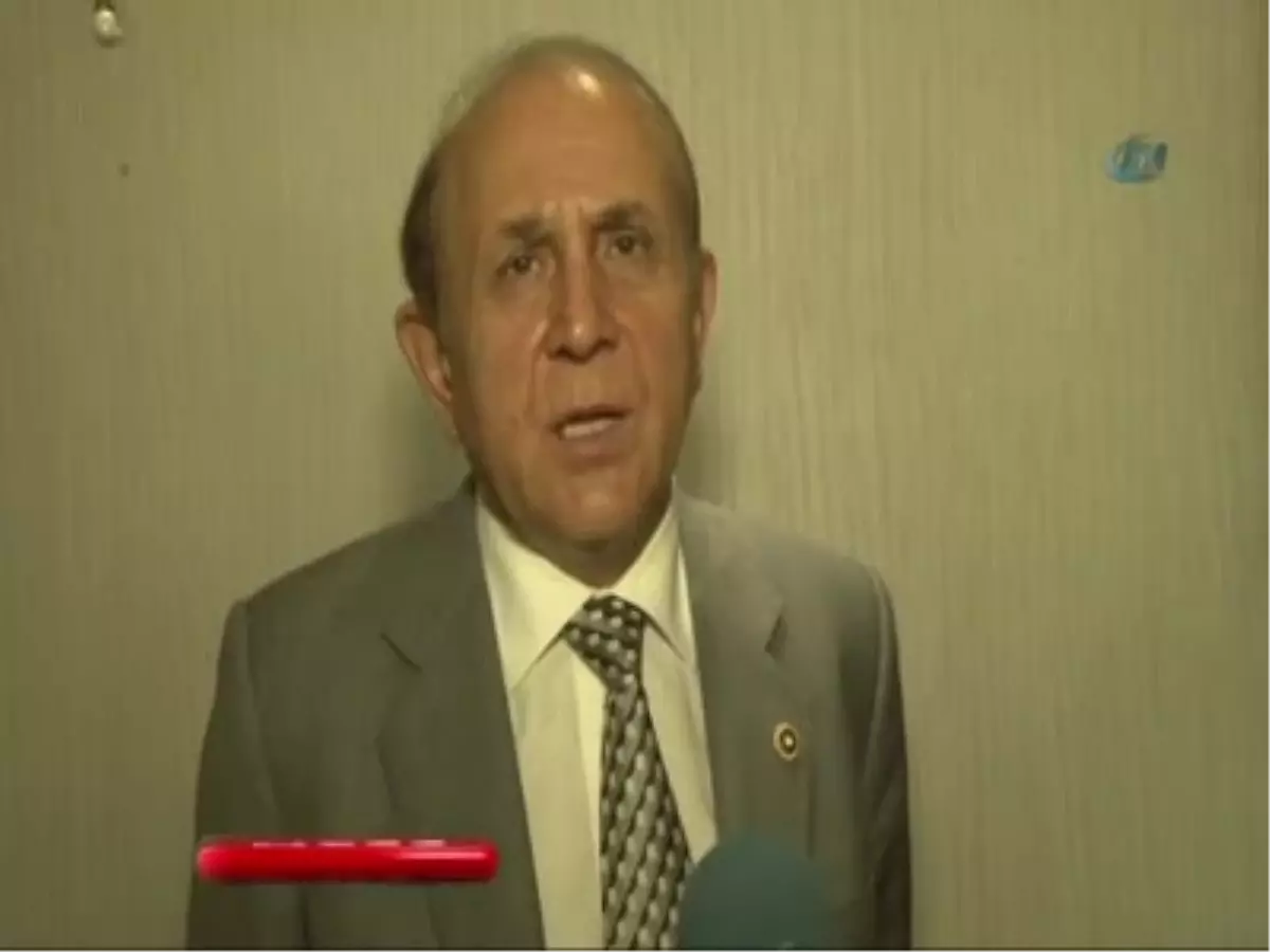 Burhan Kuzu, \'Başkanlık Sistemini Tartışmak Sevaptır\'