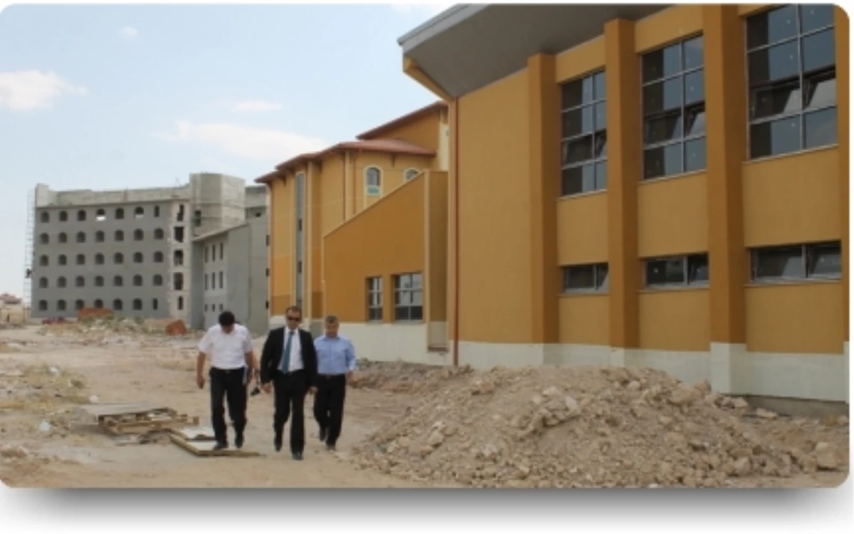 İl Milli Eğitim Müdürü Sultanoğlu Okul İnşaatlarında İncelemelerde Bulundu