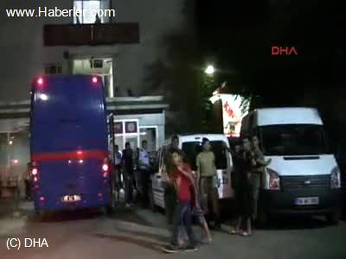 Karakolda Mühimmat Patladı: 2 Asker Yaralı