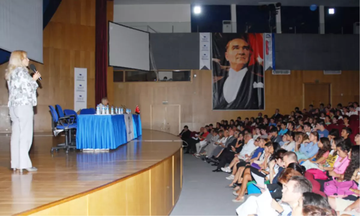 MEF Lisesi Kulüp Tanıtım Semineri