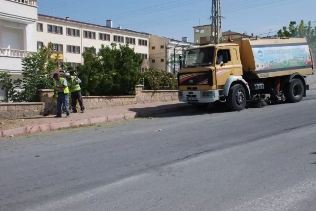 Melikgazi Belediyesi\'nden Bahar Temizliği Kampanyası