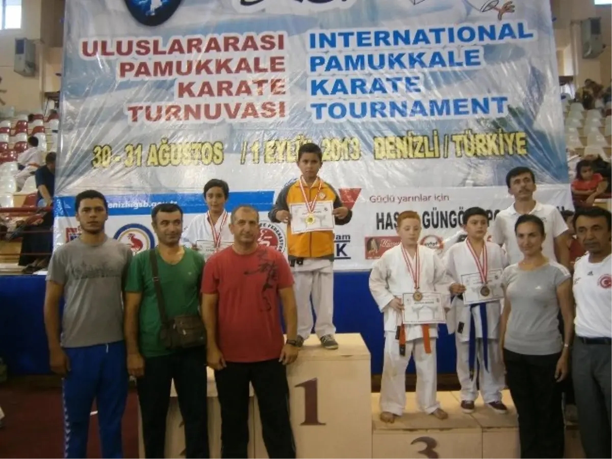 Muğla Belediyesi Karate Takımından 3 Madalya