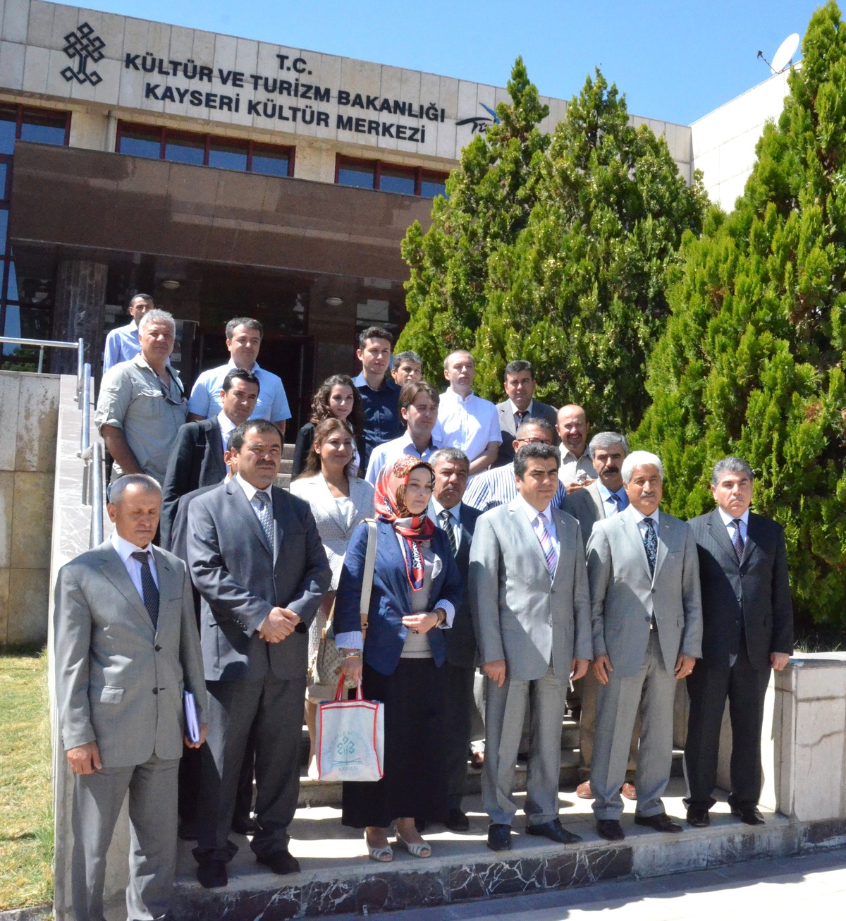 Vali Düzgün\'e Kültür ve Turizm Çalışmaları Hakkında Brifing