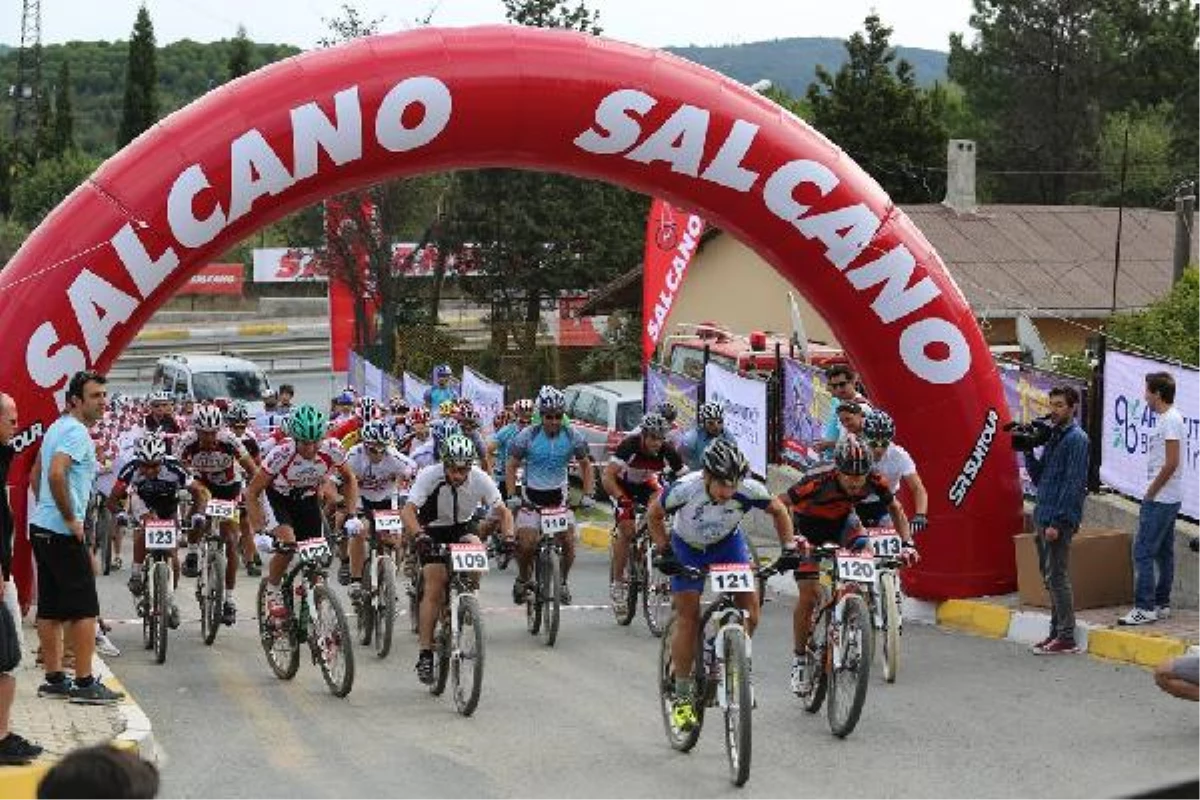 3. Salcano Dağ Bisikleti Yarışı Arnavutköy\'de Düzenlendi