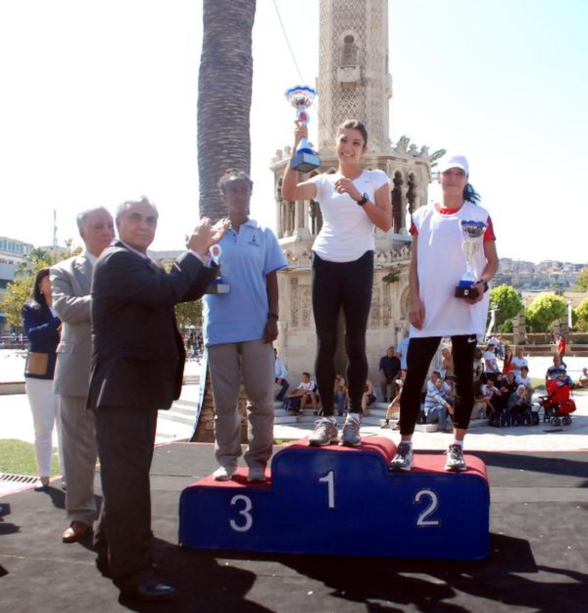9 Eylül Yarı Maratonu\'nu Kenyalı Too Kazandı