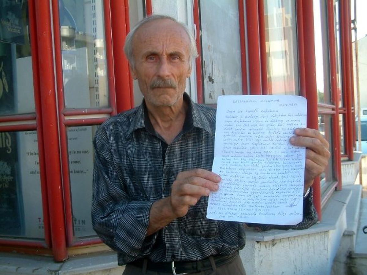 Burhaniye\'de Köy Muhtarının Umudu Başbakanda