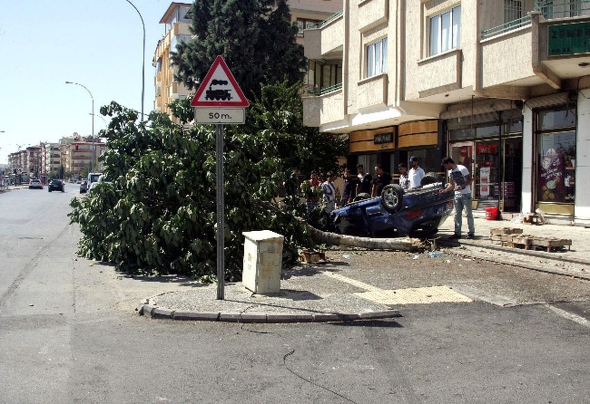 Gaziantep\'te Trafik Kazası: 2 Yaralı