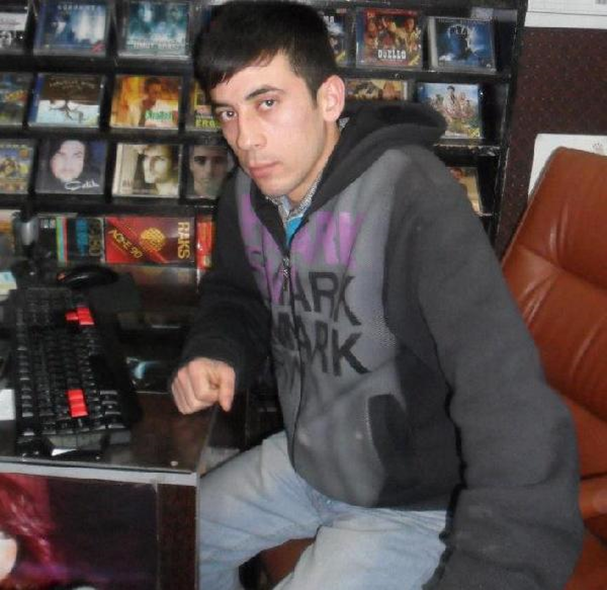 Kız Kardeşini Taciz Eden Çocuğu Öldürüp Maç İzlemeye Gitti
