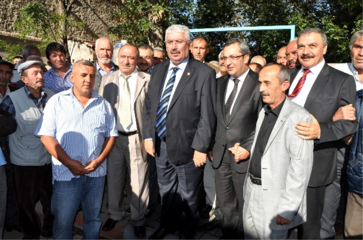 MHP Genel Başkan Yardımcısı Semih Yalçın Gemerek\'te İncelemelerde Bulundu