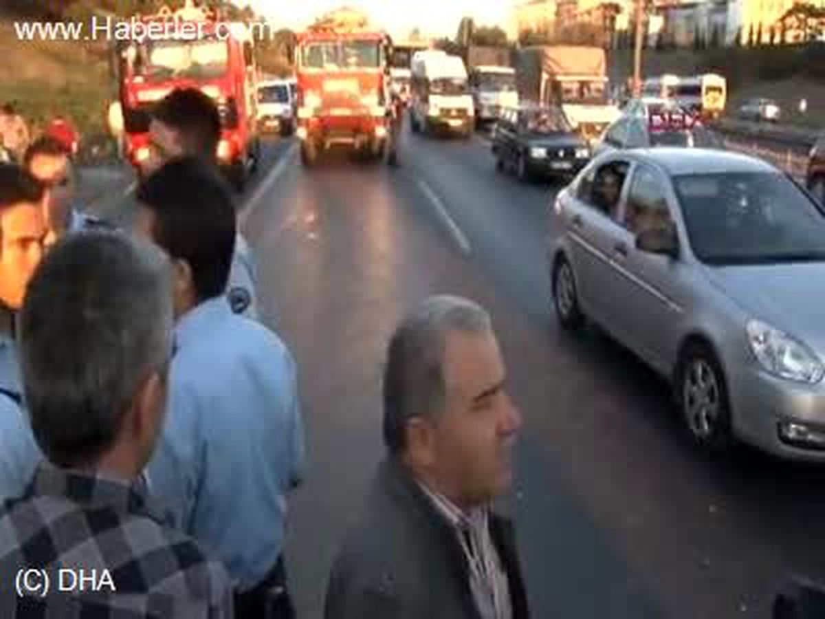 Tem\'de Minibüs Takla Attı: 10 Yaralı