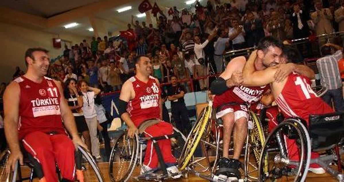 Enegelli Basketbol Dünya Şampiyonası: Türkiye-68 İtalya-46