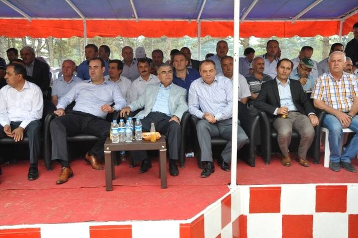 Başkan Dalgıç Çorlu Sinoplular Derneği\'nin Şenliğine Katıldı