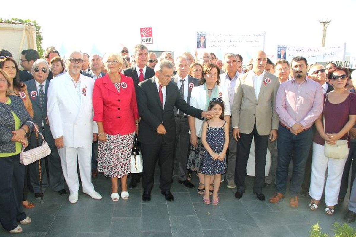 CHP\'den 90\'ıncı Yıl ve 9 Eylül Kutlaması