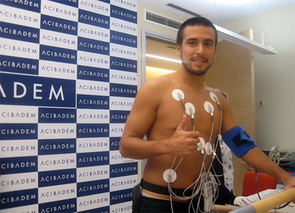 Cristobal Jorquera Acıbadem Bakırköy Hastanesi\'nde Sağlık Kontrollerinden Geçti