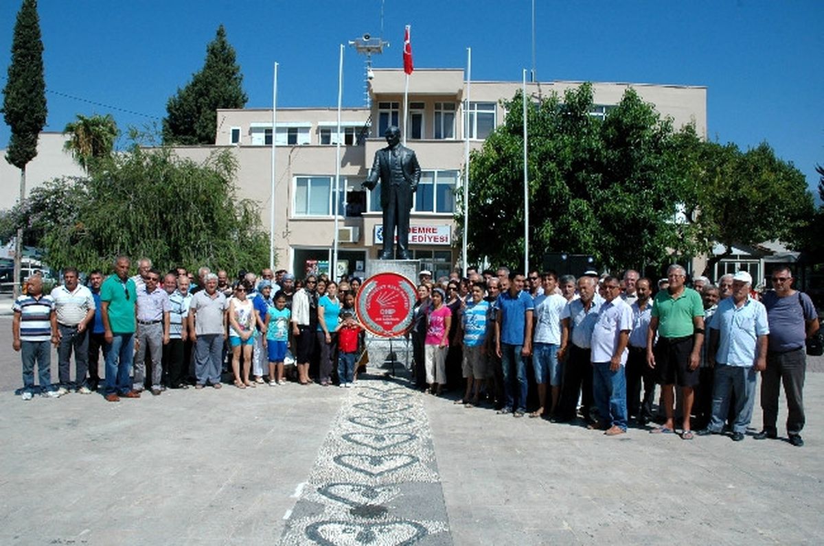 Demre\'de CHP Kuruluş Yıldönümünü Kutladı