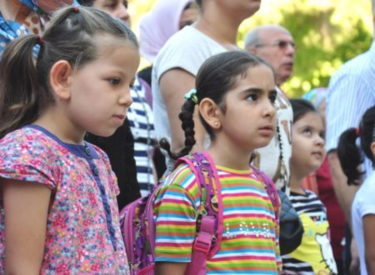 Ders Zili Minik Öğrenciler İçin Çaldı