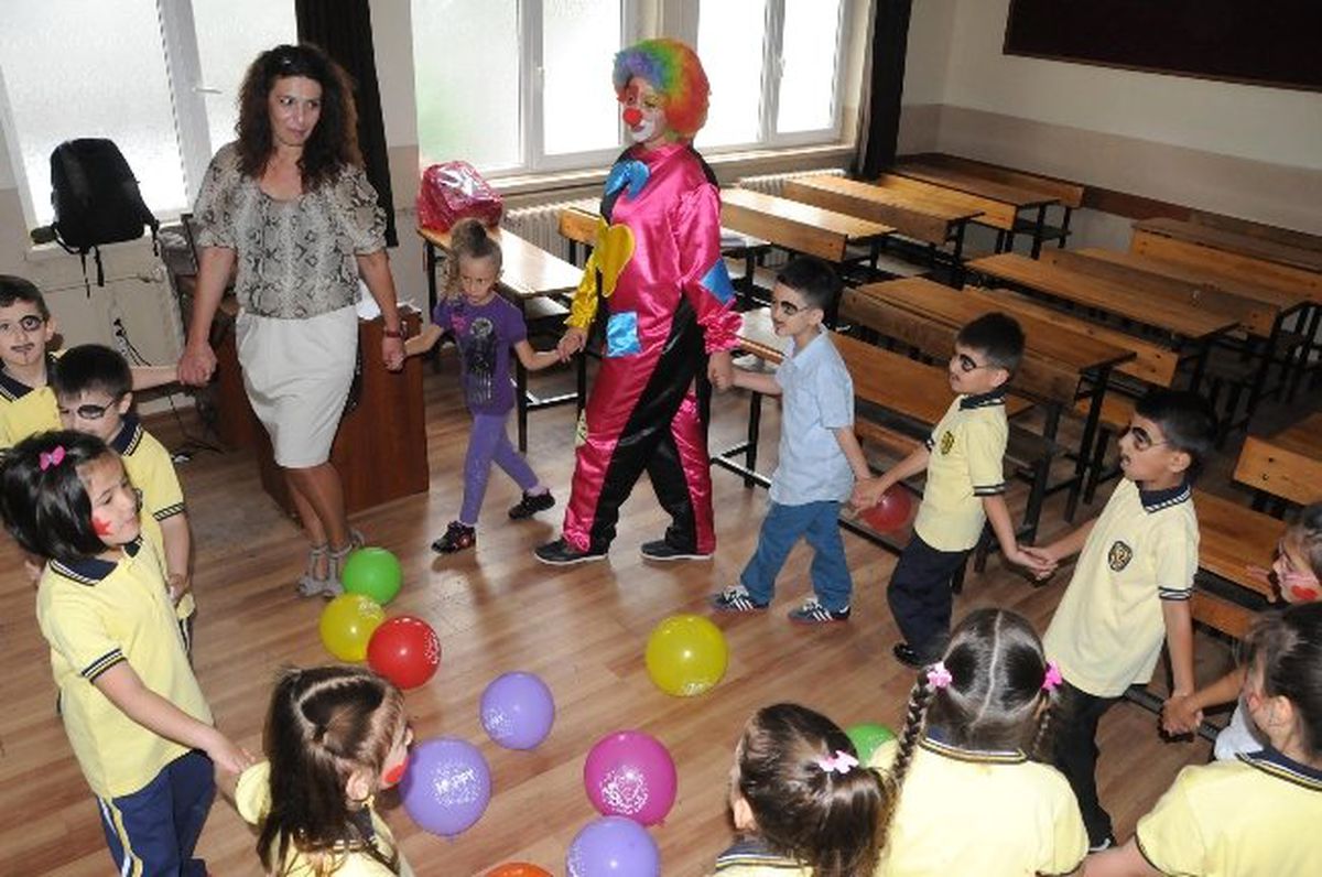 Giresun\'da 2013-2014 Eğitim Yılı İçin Anaokulu ve İlköğretim Okulları Ders Başı Yaptı