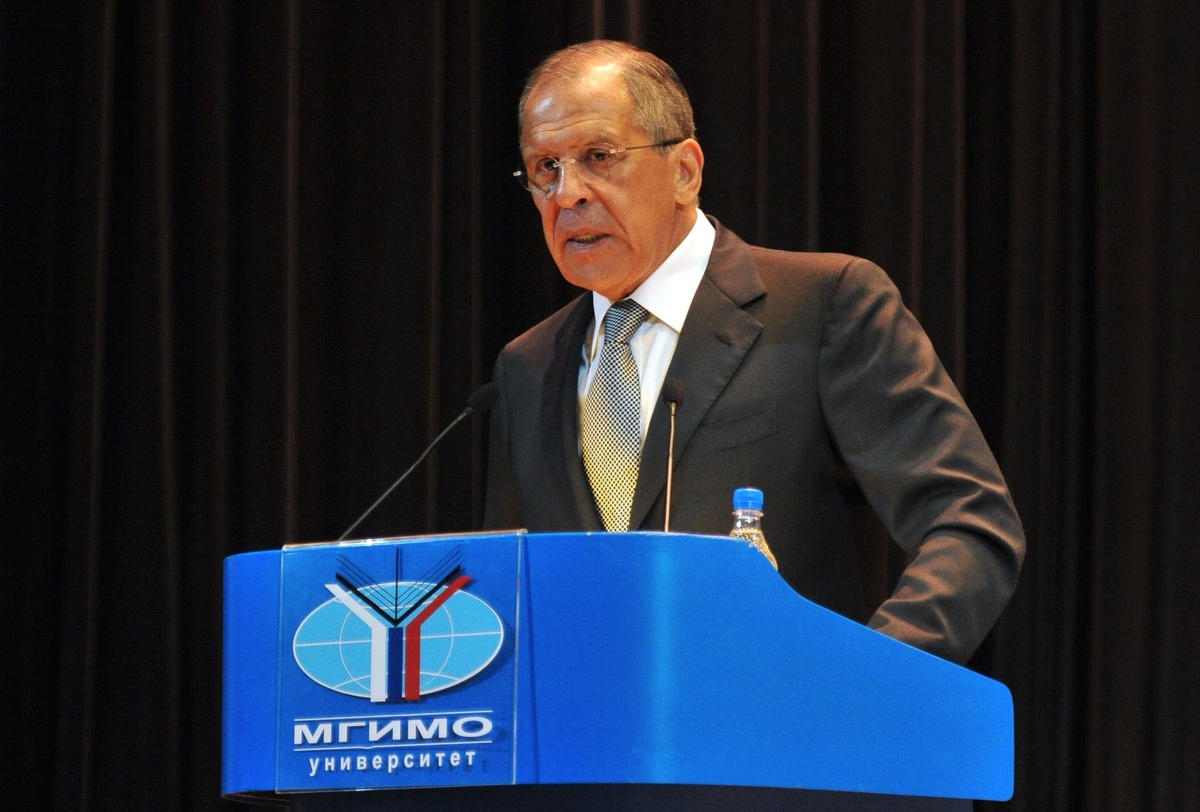 Lavrov: Suriye\'deki Ruslar\'ın Geleceğinden Endişe Duyuyoruz