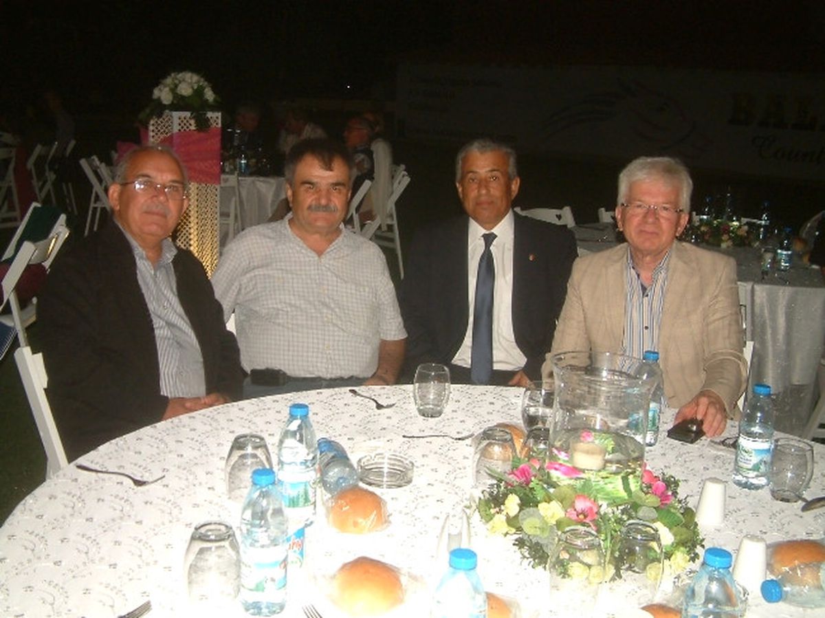 Okul Arkadaşları 41 Yıl Sonra Buluştu