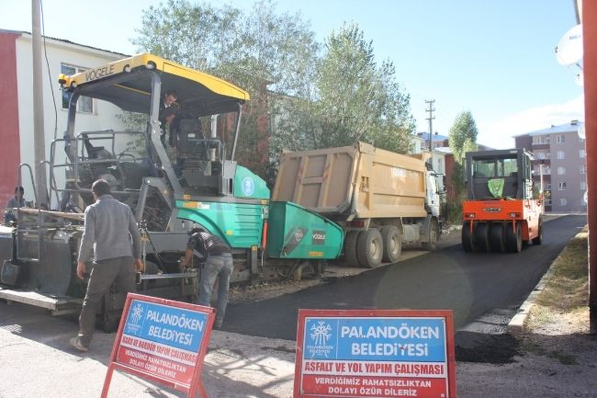 Palandöken Belediyesi\'nin Asfaltlama Çalışması