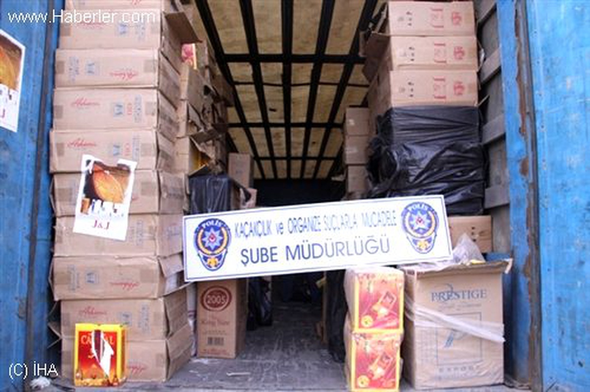 Rize\'ye Kaçak Sigara Bu Kez Doğudan Geldi