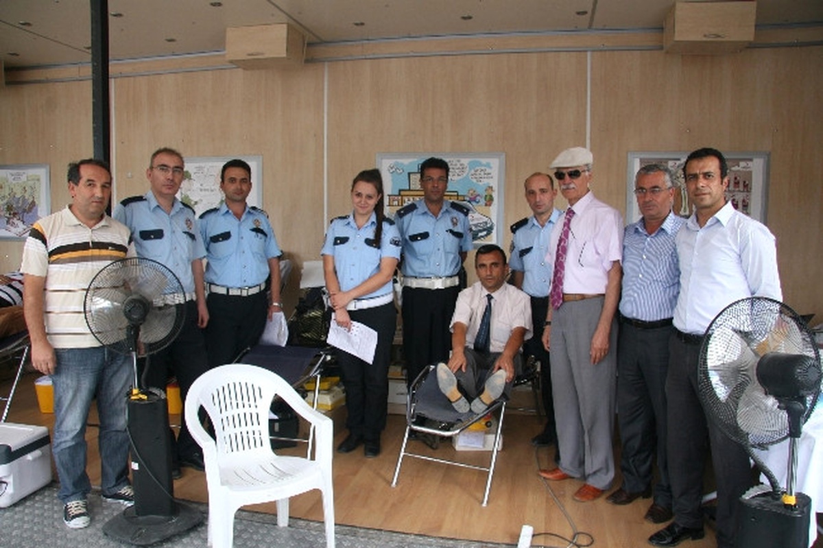 Sungurlu Polisi Kan Bağışı Kampanyasına Destek Verdi