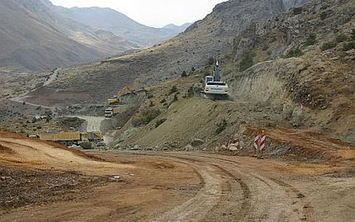 Yahyalı Aladağlar Yolu Asfaltlanıyor