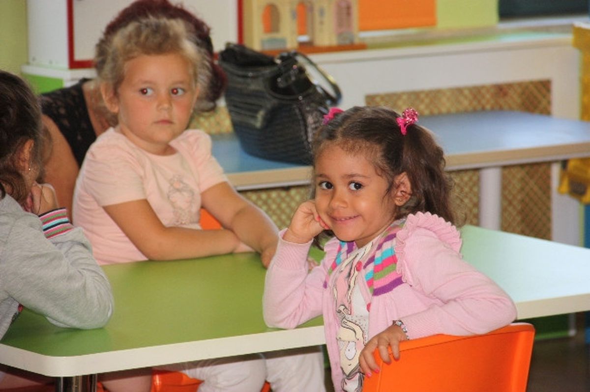 Yeni Başlayan Öğrencilerin Okul Heyecanı