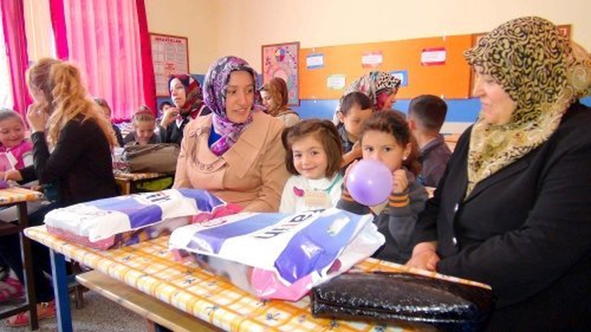 Yozgat\'ta 7 Bin 450 Birinci Sınıf Öğrencisi Derse Başladı