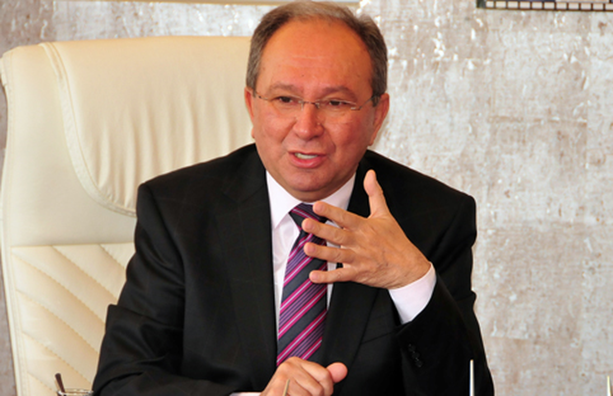 Burma: "Halkın Hizmetkarıyız"