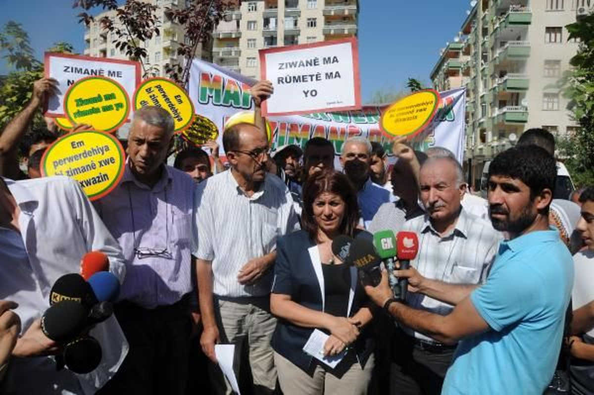 Diyarbakır\'da Anadilde Eğitim İçin Eylem