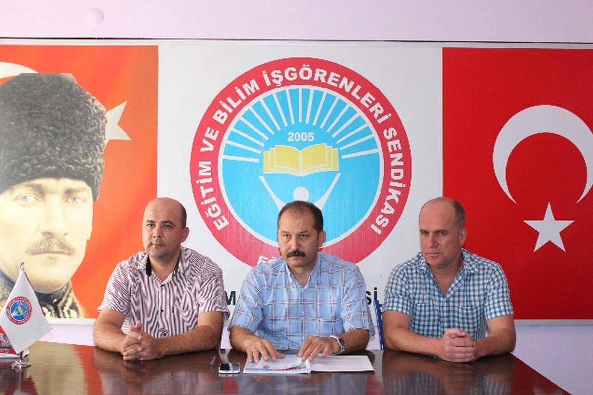 Eğitim İş Genel Başkanı Veli Demir Manisa'da