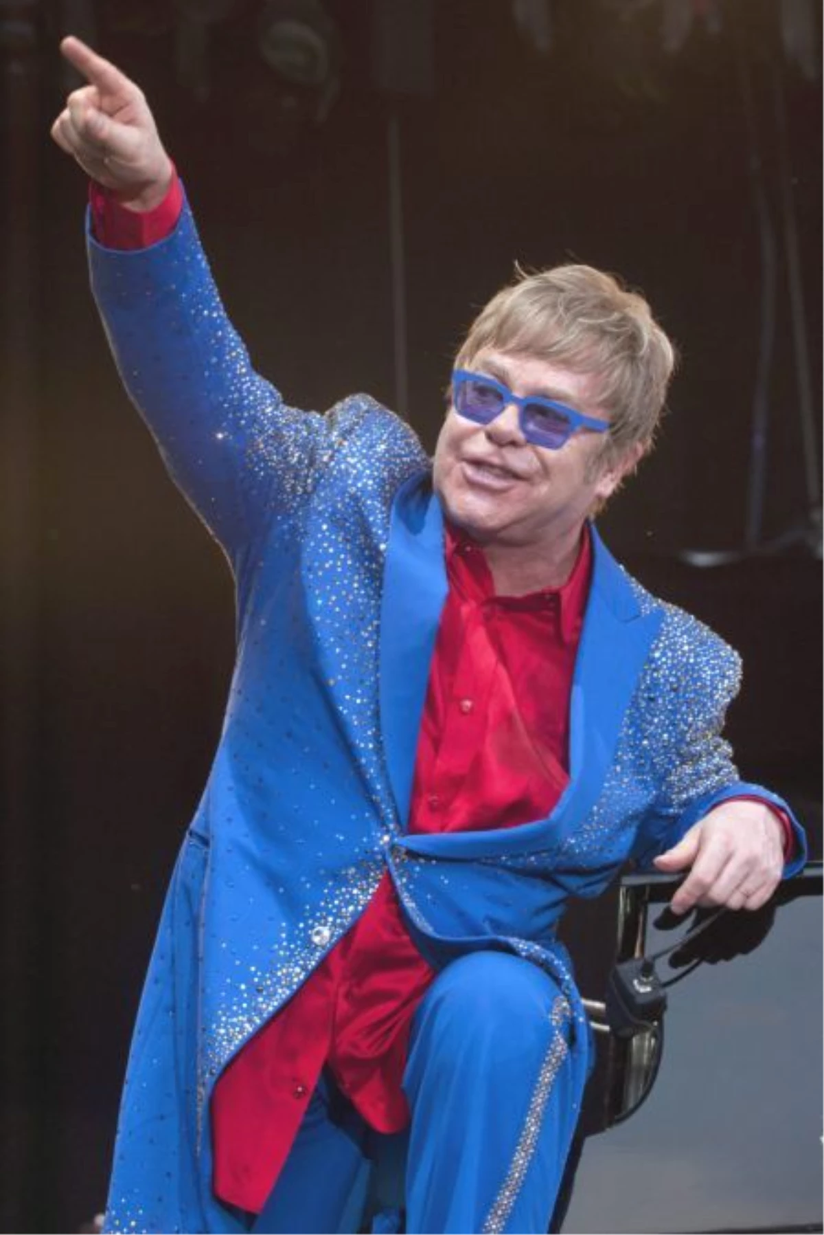 Elton John, Piyanist Liberace Anısına Emmy\'de İlk Kez Çalacak