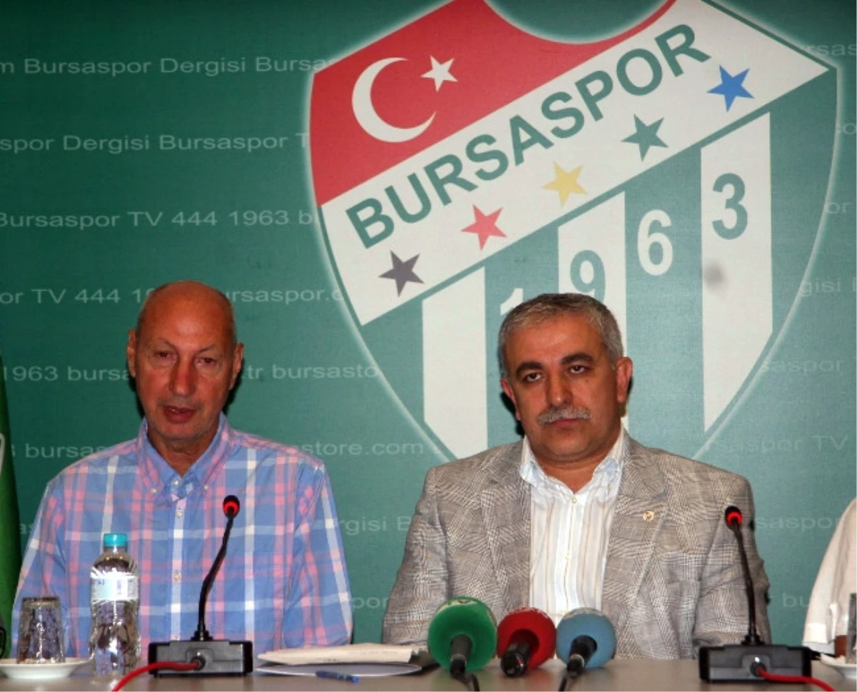 Bursaspor\'da Voleybol Antrenörlüğüne Murat Mestan Getirildi