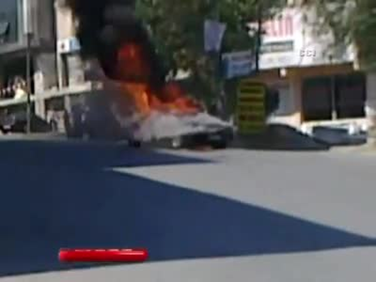 Büyükçekmece\'de Lpg\'li Araç Böyle Yandı
