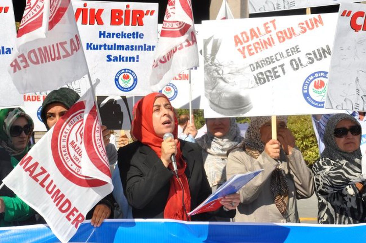 Eğitim-Ber-Sen\'den \'Rakamlarla 28 Şubat Mağdurları\' Raporu