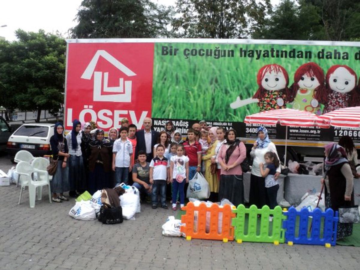 LÖSEV Ereğli\'de Aileleri Sevindirdi