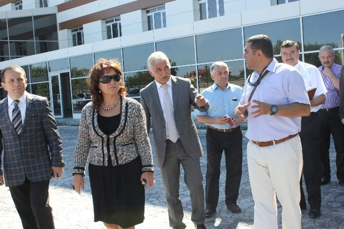 Rektör Attar, Yapımı Devam Eden Görele Güzel Sanatlar Fakülte Binasını İnceledi