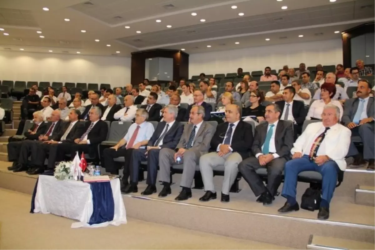 "Üniversite-Sanayi İşbirliğinde Yerel Dinamiklerin Önemi" Konferansı