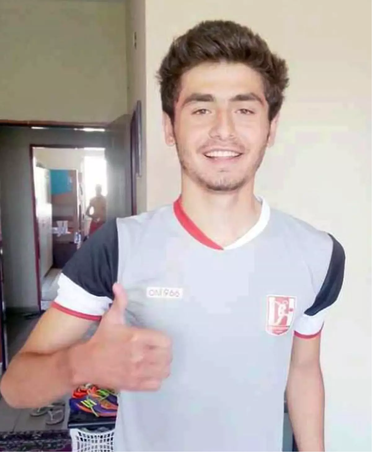 Üzerine Kale Direği Devrilmesi Sonucu Hayatını Kaybeden Futbolcu